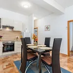 Apartment Mia